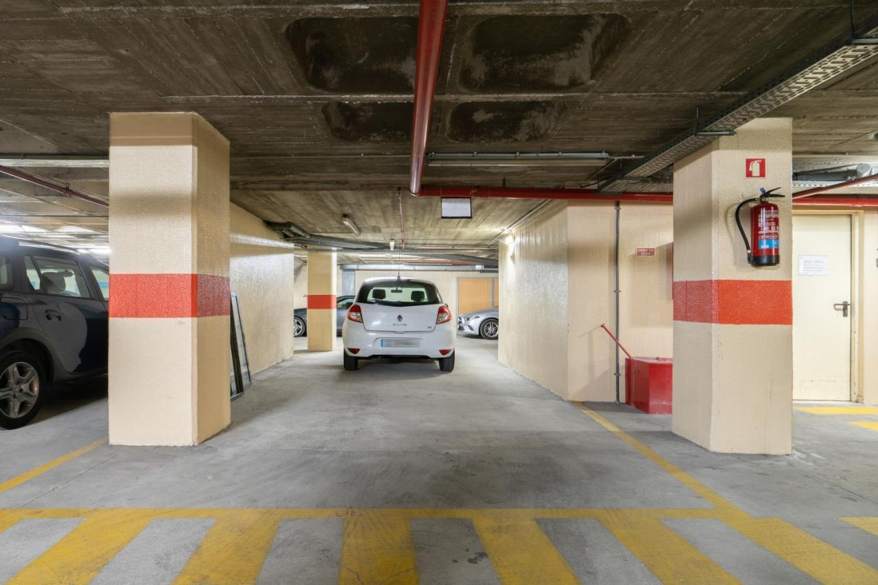 Gaia Terrace Apartamento Qian 2Br Ac L Free Parking فيلا نوفا دي غايا المظهر الخارجي الصورة