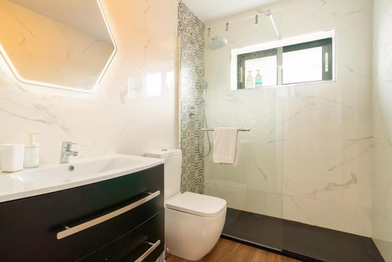 Gaia Terrace Apartamento Qian 2Br Ac L Free Parking فيلا نوفا دي غايا المظهر الخارجي الصورة
