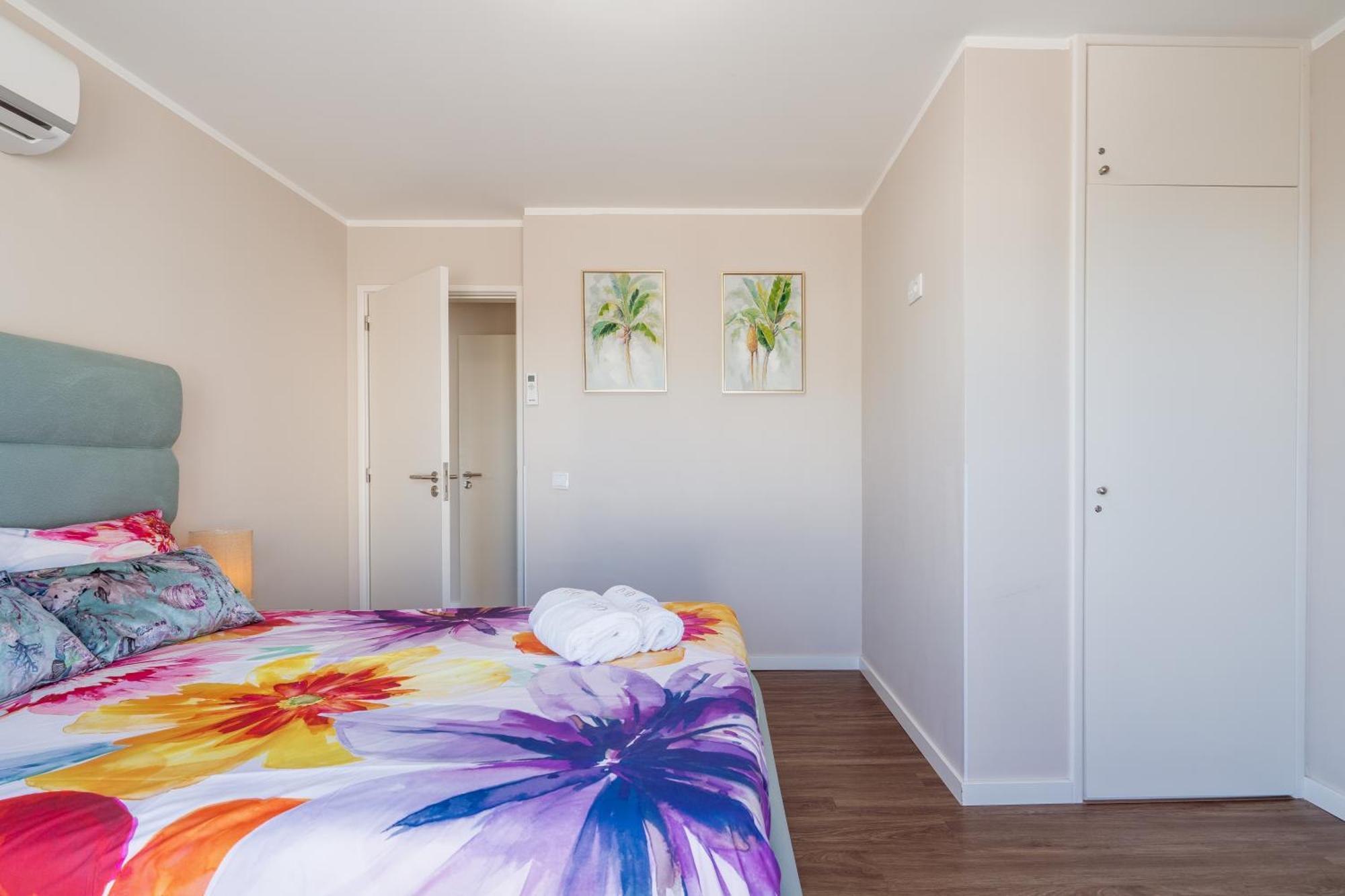 Gaia Terrace Apartamento Qian 2Br Ac L Free Parking فيلا نوفا دي غايا المظهر الخارجي الصورة