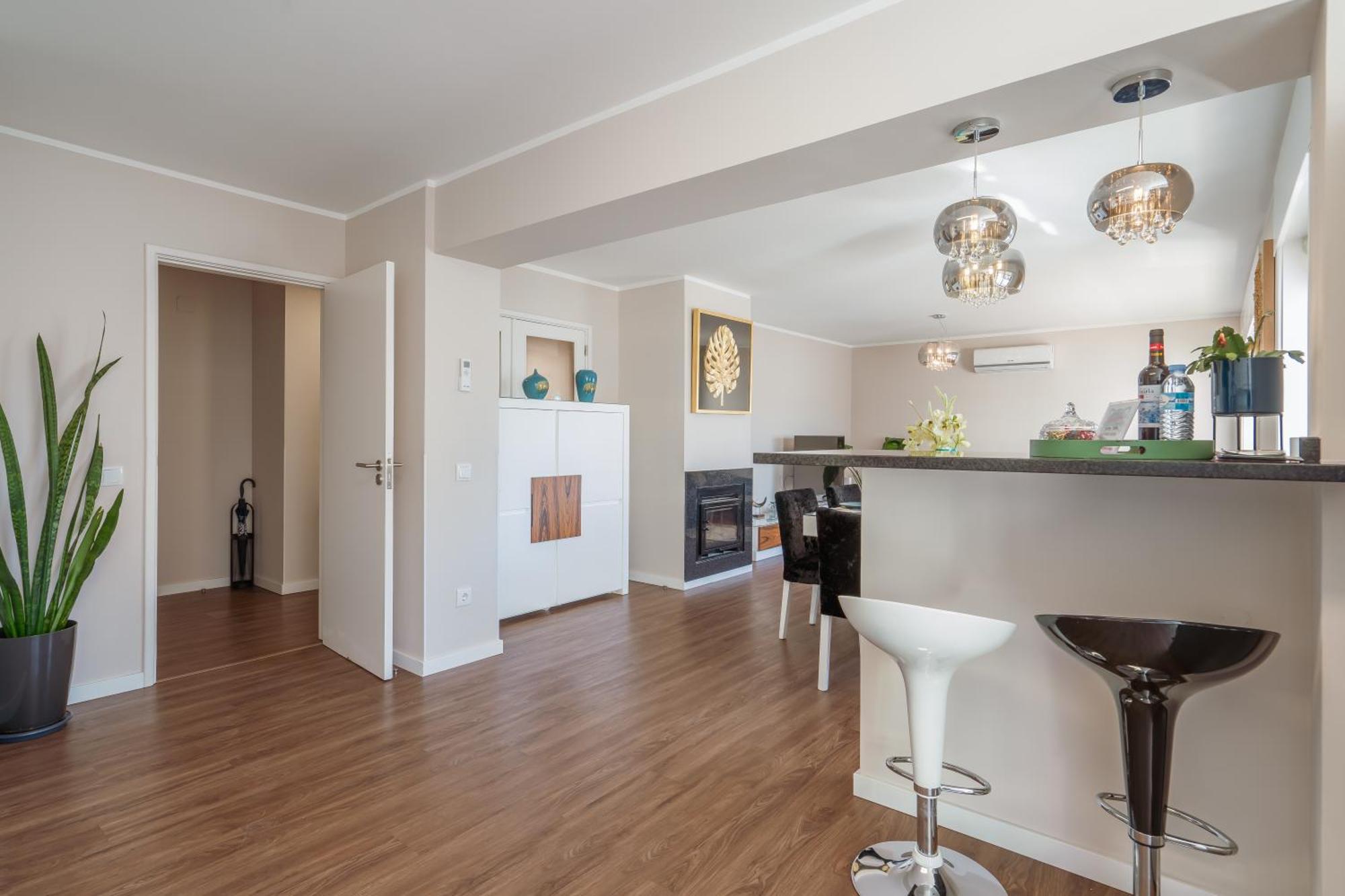Gaia Terrace Apartamento Qian 2Br Ac L Free Parking فيلا نوفا دي غايا المظهر الخارجي الصورة