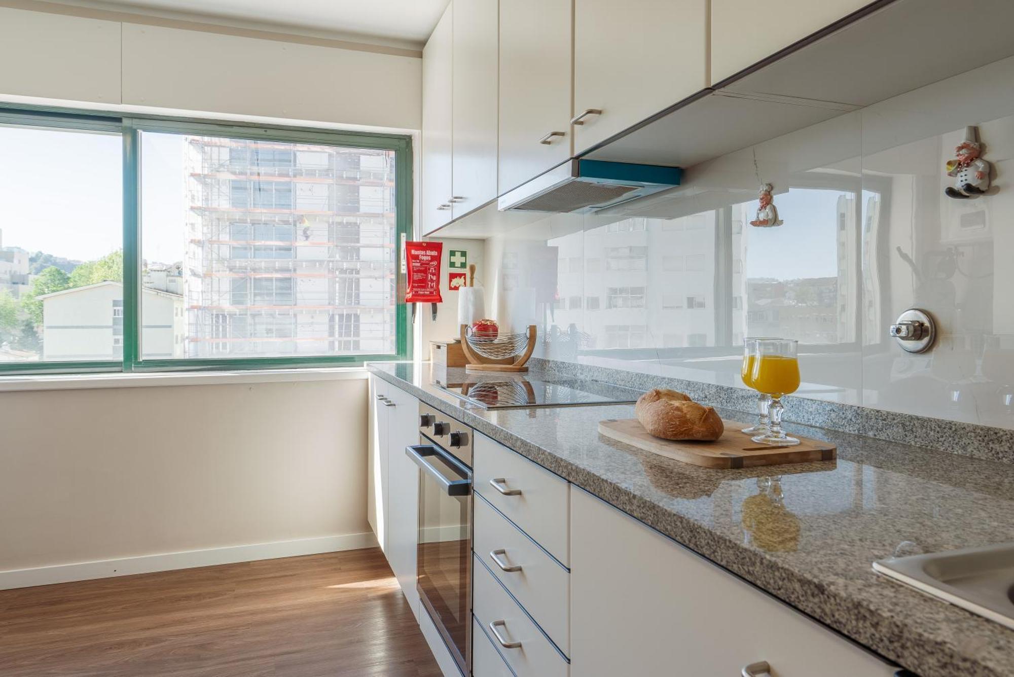Gaia Terrace Apartamento Qian 2Br Ac L Free Parking فيلا نوفا دي غايا المظهر الخارجي الصورة