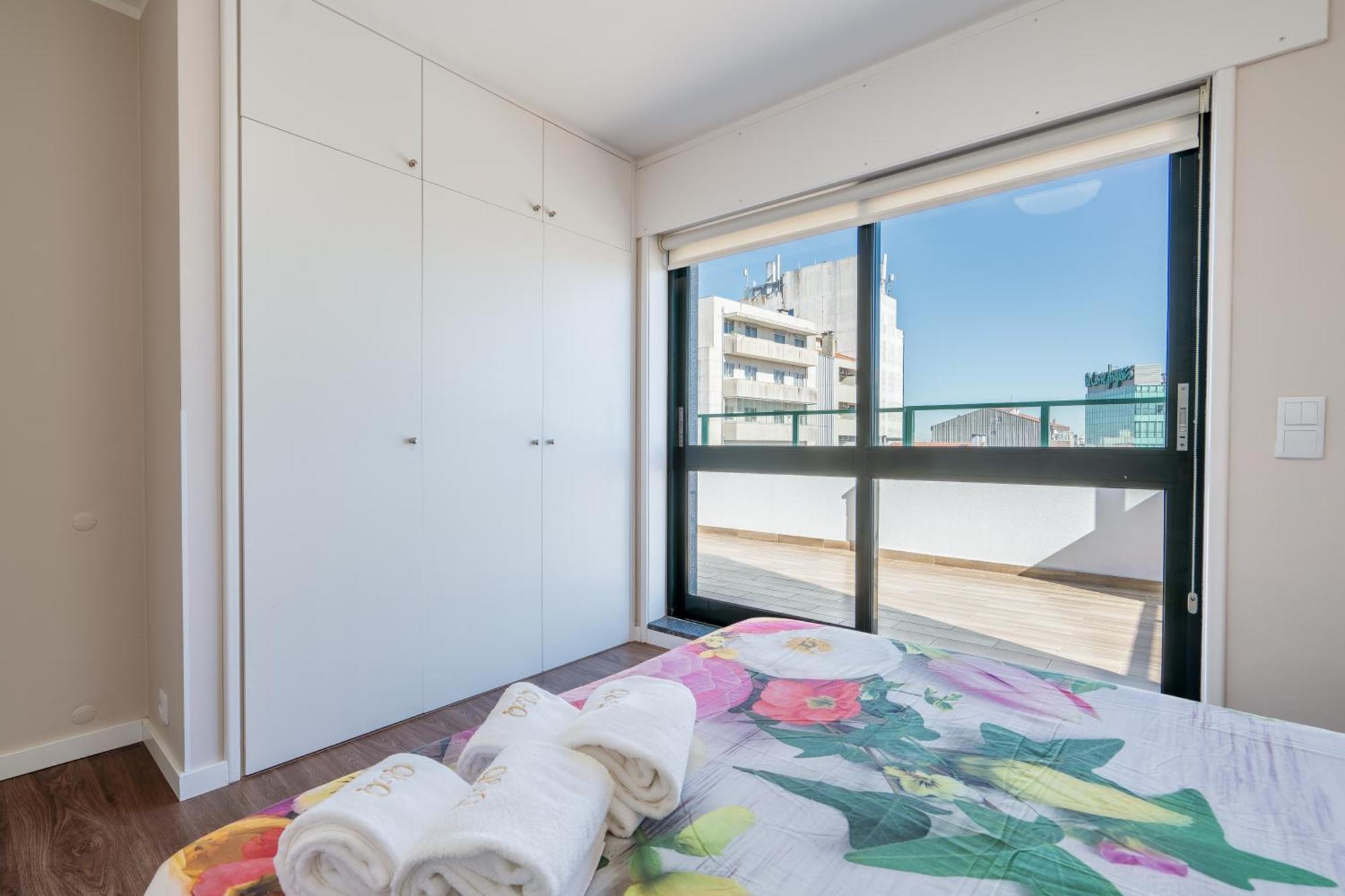 Gaia Terrace Apartamento Qian 2Br Ac L Free Parking فيلا نوفا دي غايا المظهر الخارجي الصورة