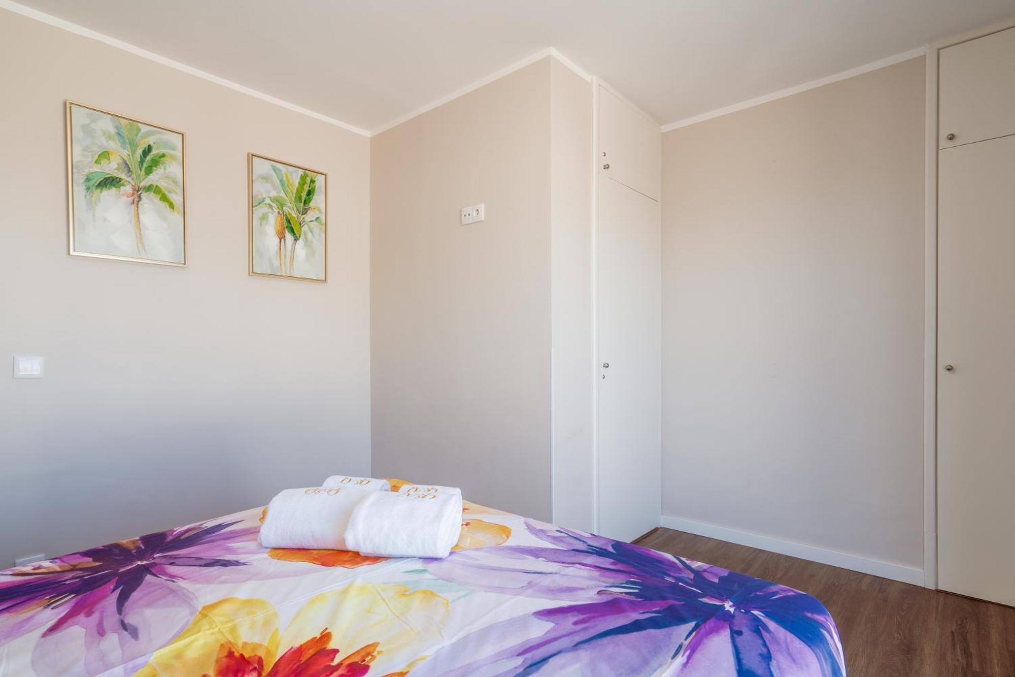 Gaia Terrace Apartamento Qian 2Br Ac L Free Parking فيلا نوفا دي غايا المظهر الخارجي الصورة