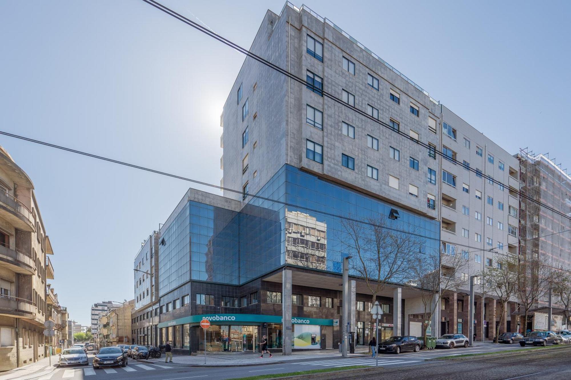 Gaia Terrace Apartamento Qian 2Br Ac L Free Parking فيلا نوفا دي غايا المظهر الخارجي الصورة